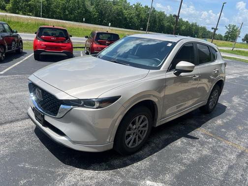 2024 Mazda CX-5 2.5 S Preferred Package