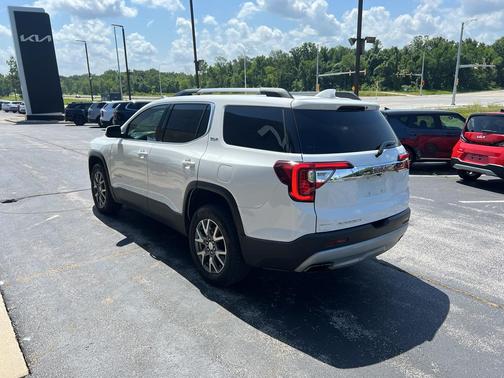 2020 GMC Acadia SLT