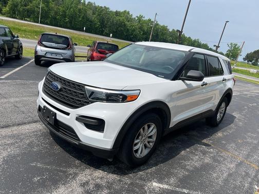 2020 Ford Explorer Base