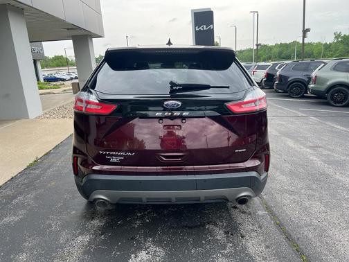 2023 Ford Edge Titanium