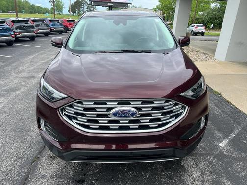 2023 Ford Edge Titanium