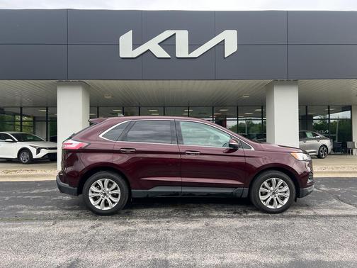 2023 Ford Edge Titanium