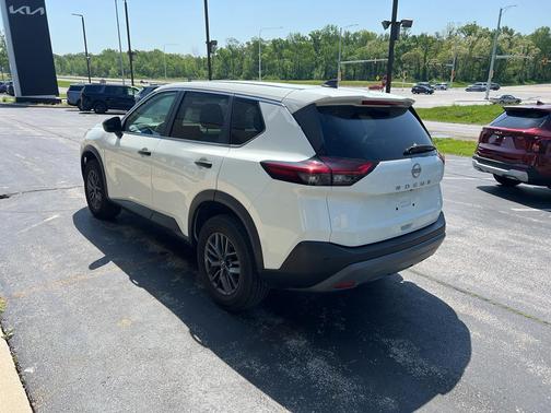 2022 Nissan Rogue S