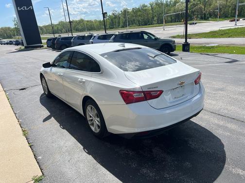 2016 Chevrolet Malibu 1LT