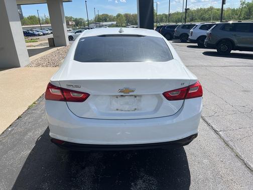 2016 Chevrolet Malibu 1LT