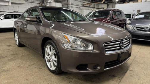 Java Metallic 2014 Nissan Maxima SV