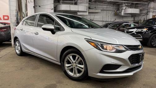 Silver 2017 Chevrolet Cruze LT
