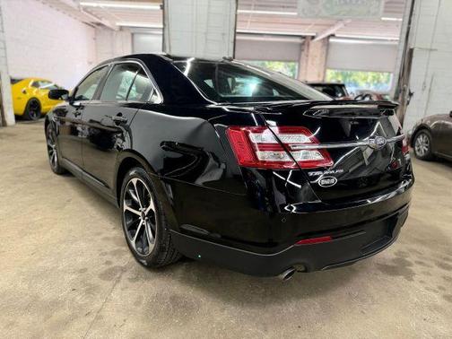 Black 2016 Ford Taurus SHO