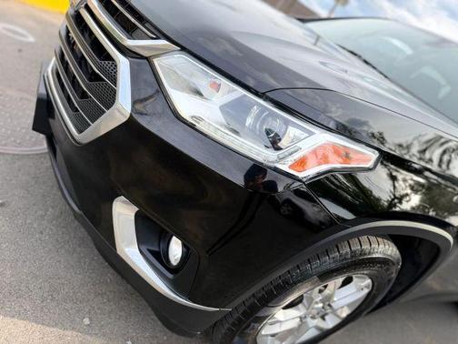 Black 2020 Chevrolet Traverse LT Leather