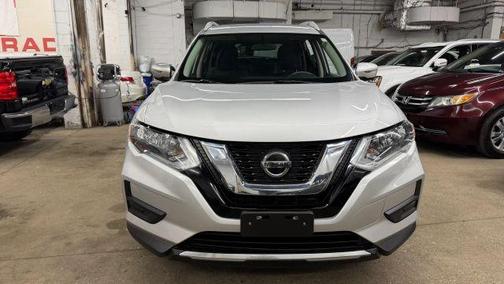 Silver 2018 Nissan Rogue SV