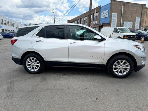 Silver 2021 Chevrolet Equinox 1LT