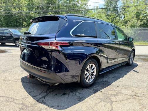 Blue 2021 Toyota Sienna XLE