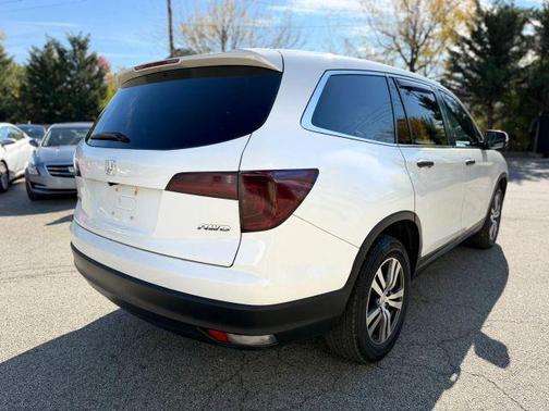 White 2017 Honda Pilot EX-L