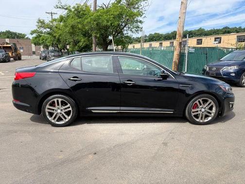 Black 2013 Kia Optima SX