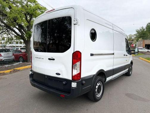 2017 Ford Transit-250 148 WB Medium Roof Cargo