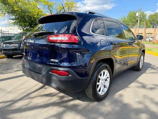 Blue 2015 Jeep Cherokee Latitude