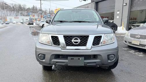 Gun Metallic 2016 Nissan Frontier SV