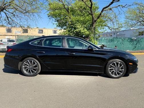 Black 2020 Hyundai SONATA Limited