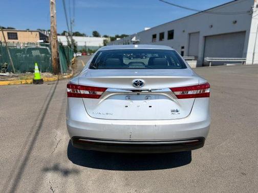 2013 Toyota Avalon Hybrid XLE Touring