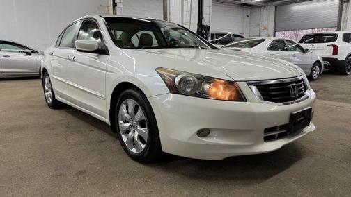 White 2009 Honda Accord EX-L