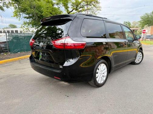 Black 2017 Toyota Sienna XLE