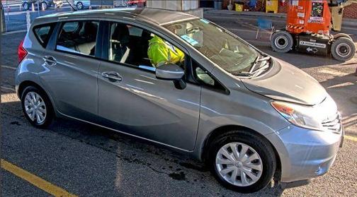 Magnetic Gray 2015 Nissan Versa Note SV