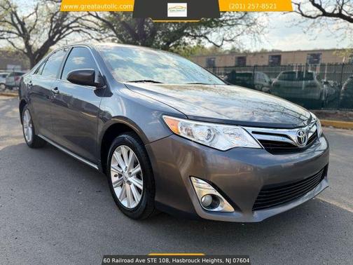 Gray 2014 Toyota Camry XLE