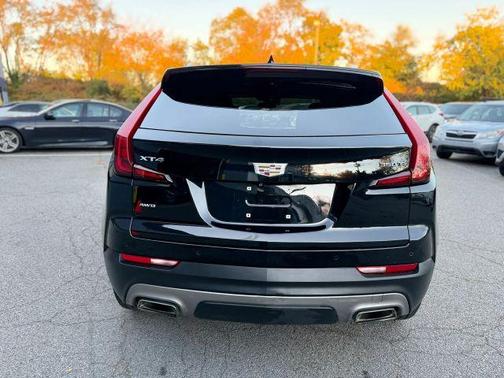 Black 2020 Cadillac XT4 Premium Luxury