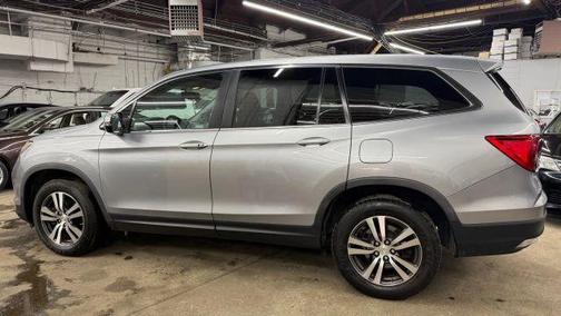 Silver 2018 Honda Pilot EX-L