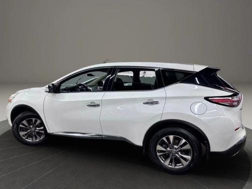 White 2017 Nissan Murano S