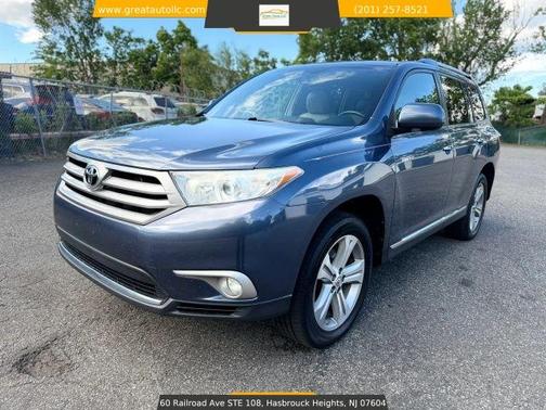 Blue 2013 Toyota Highlander Limited
