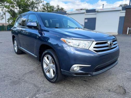 Blue 2013 Toyota Highlander Limited