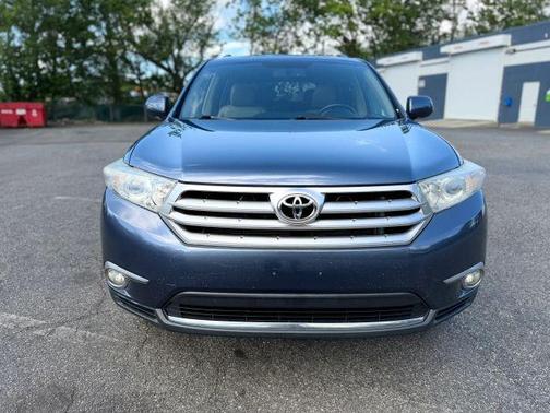 Blue 2013 Toyota Highlander Limited