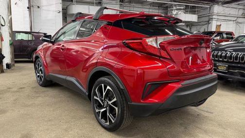 Red 2022 Toyota C-HR XLE