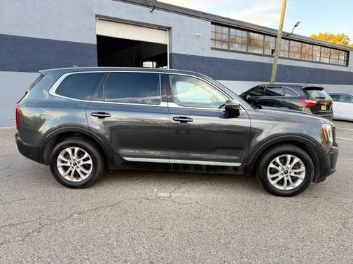 Gray 2021 Kia Telluride LX