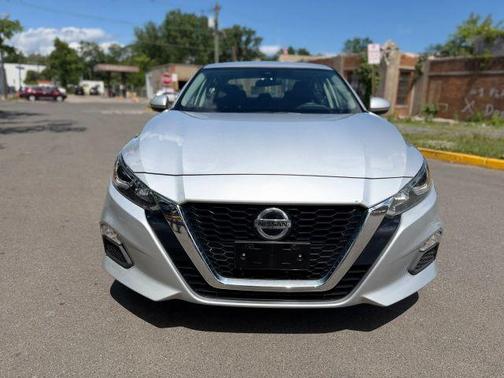 Silver 2021 Nissan Altima 2.5 S