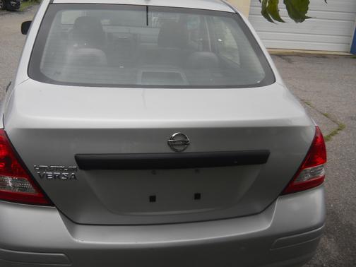 2011 Nissan Versa 1.6