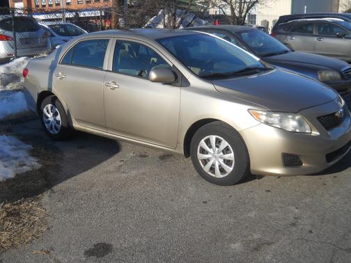 2010 Toyota Corolla LE