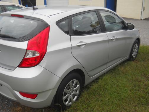 2014 Hyundai Accent GLS