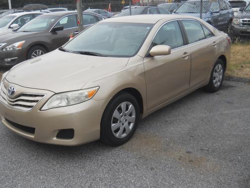 2010 Toyota Camry LE