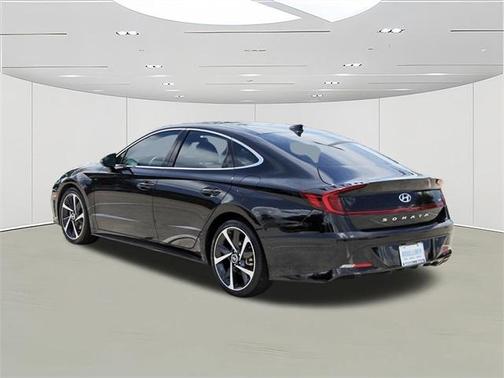 2022 Hyundai SONATA SEL Plus
