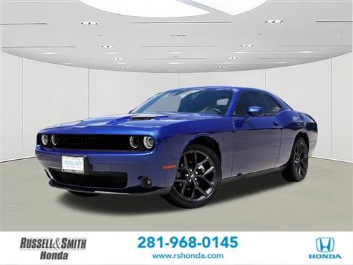 2021 Dodge Challenger SXT