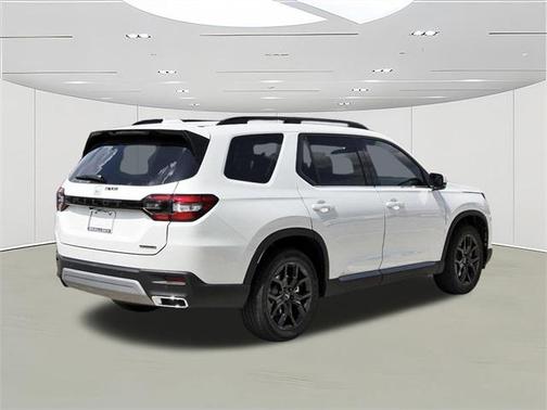 2025 Honda Pilot Touring+