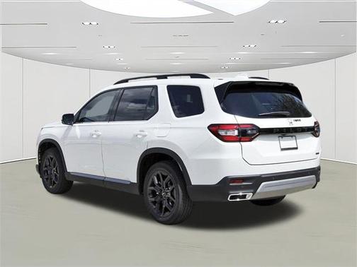 2025 Honda Pilot Touring+
