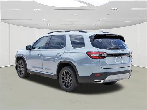 2025 Honda Pilot Touring+