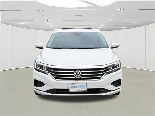 2022 Volkswagen Passat 2.0T SE