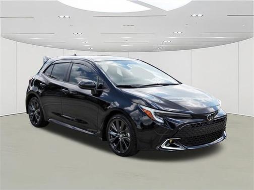 2023 Toyota Corolla Hatchback XSE