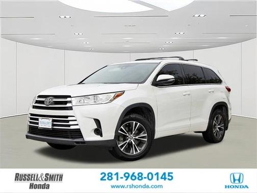 2018 Toyota Highlander LE