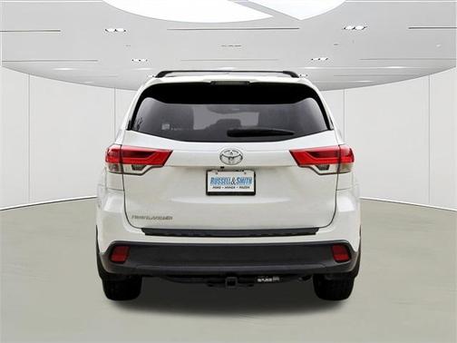 2018 Toyota Highlander LE