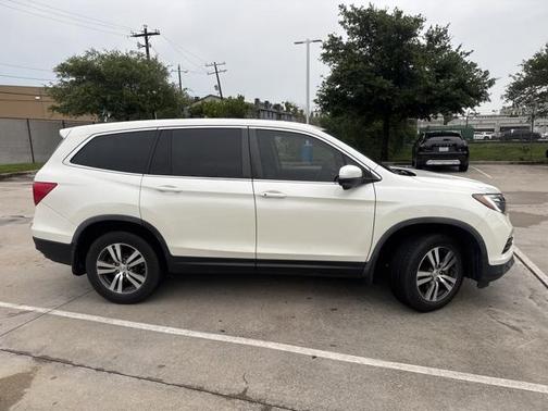 2017 Honda Pilot EX